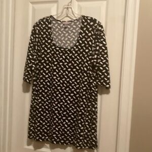 J. Jill Black and White Patterned Top